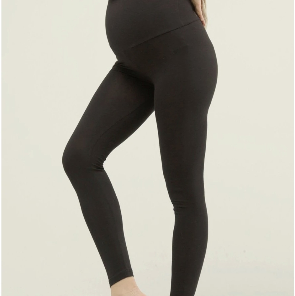 NWOT Nothing Fits But Leggings